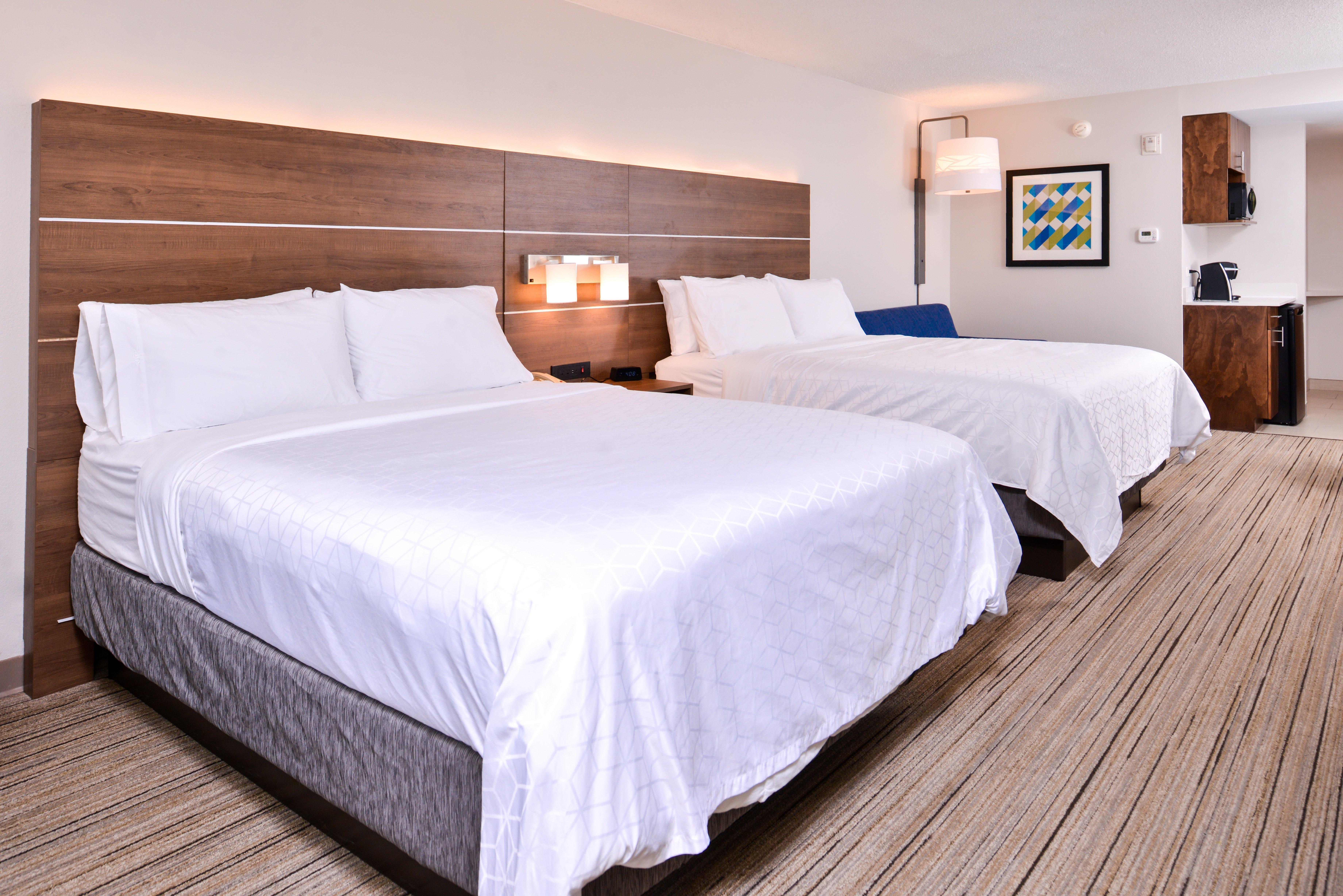 Holiday Inn Express Hotel & Suites Tampa-Anderson Road-Veterans Exp By Ihg West Chase Exterior photo