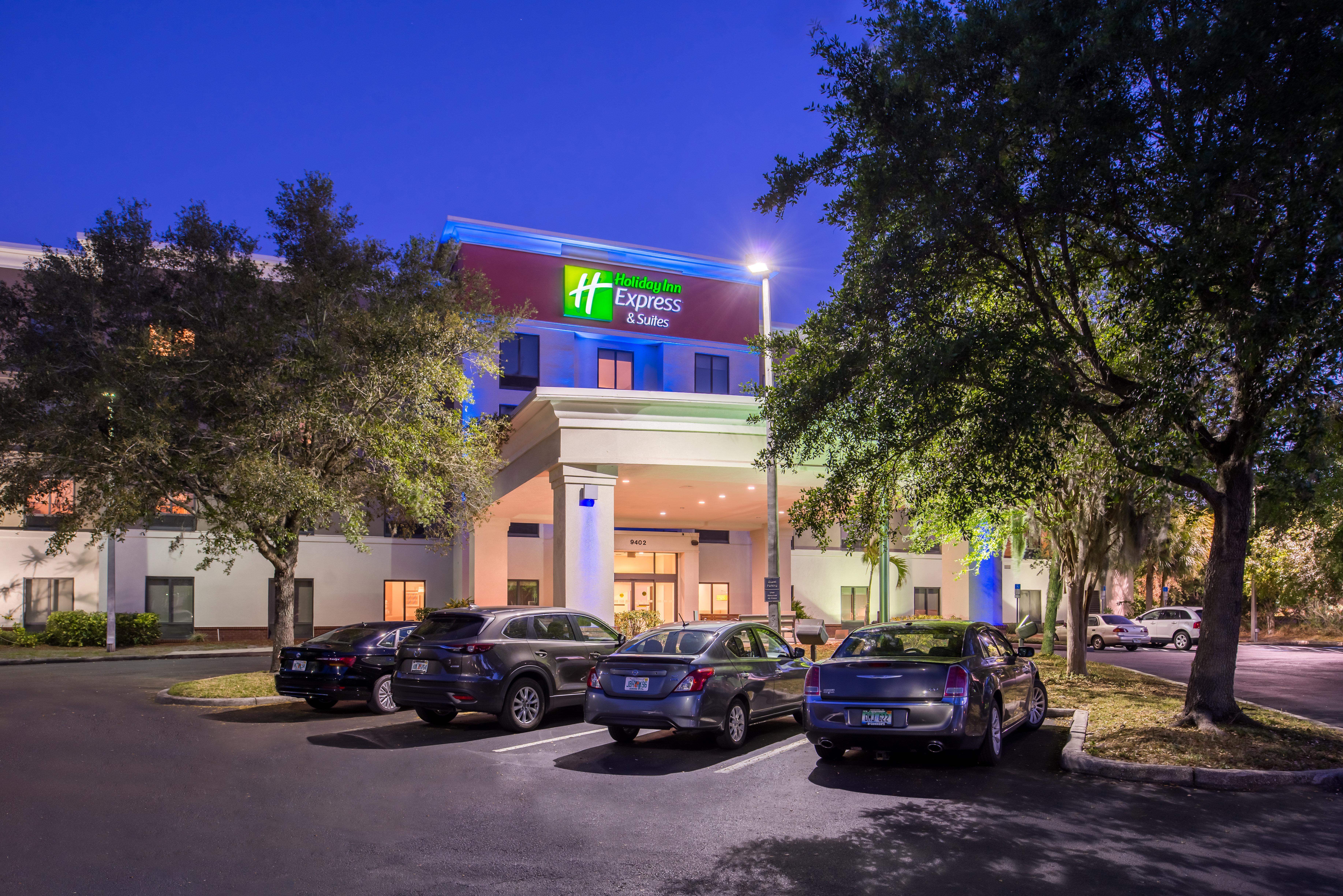 Holiday Inn Express Hotel & Suites Tampa-Anderson Road-Veterans Exp By Ihg West Chase Exterior photo